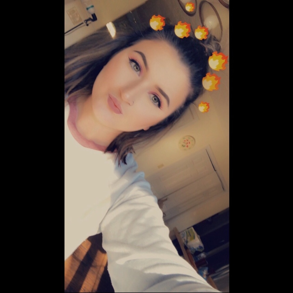 Meet your Posher, Leighann